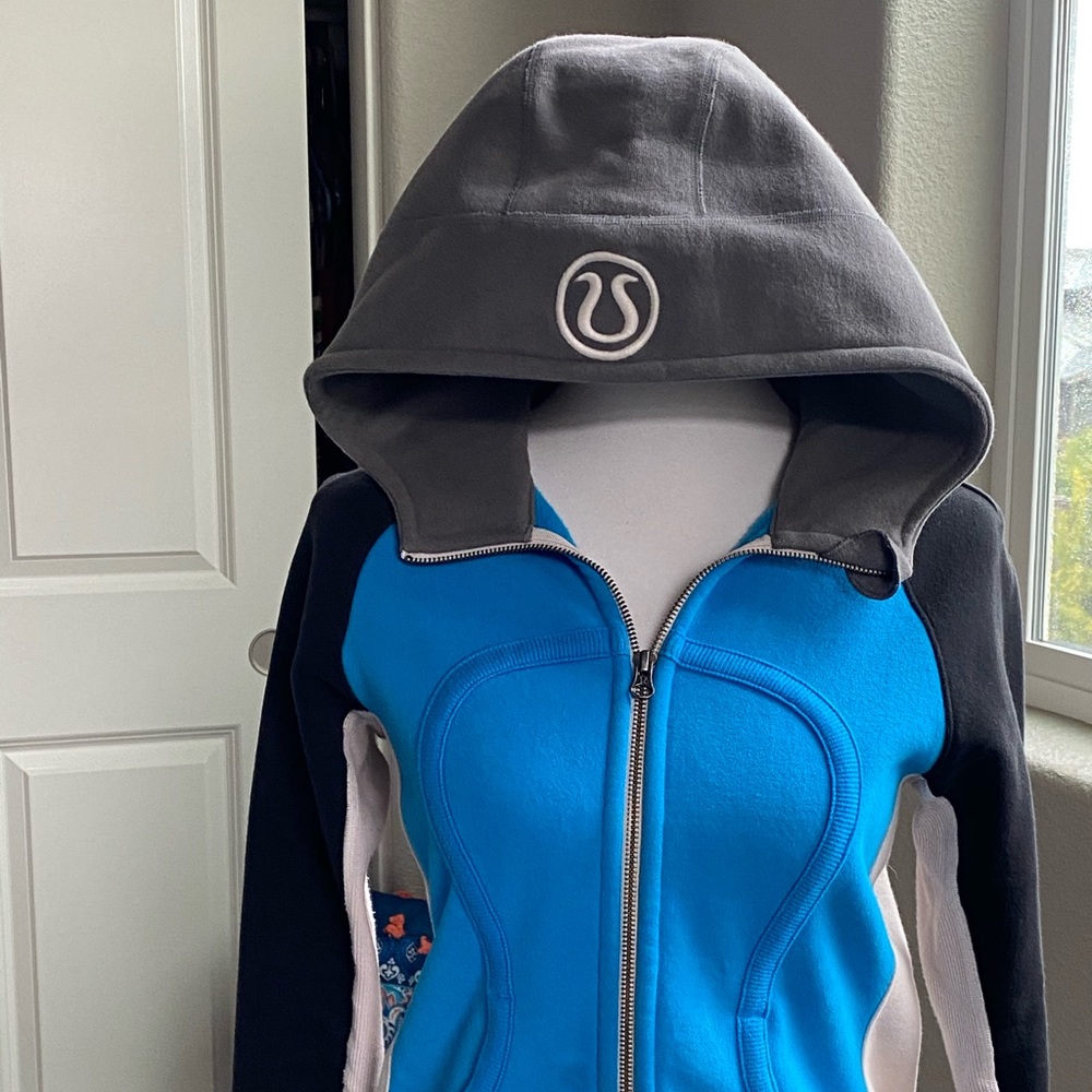 Classic Lululemon Jacket